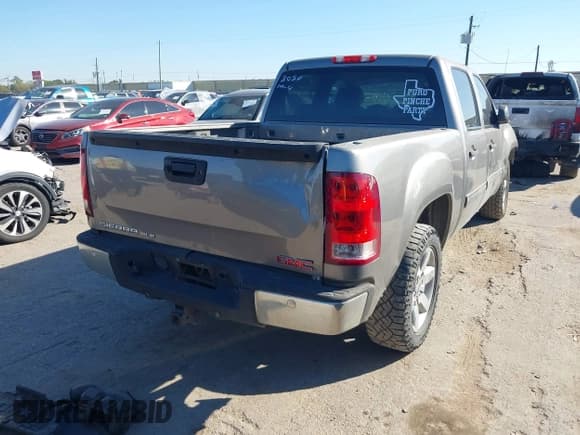 ✅ 2012 GMC Sierra 1500 SLE • VIN: 3GTP1VE05CG288020 • Лот: 43579103. Опубликован ранее на IAAI с пробегом 253 598 миль. Бесплатный доступ к архиву аукционных продаж из США и подробный отчёт об истории автомобиля на DreamBid. Изображение 4.