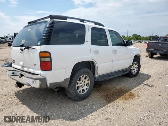 ✅ 2006 Chevrolet Tahoe Z71 • VIN: 1GNEC13T56R103421 • Lot: 69575775. Listed on Copart with 234,057 mi. Free auction sales archive from the USA and detailed vehicle history report at DreamBid. Image 3.