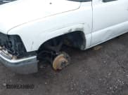 ✅ 2003 Chevrolet Suburban LT • VIN: 3GNGK26U63G271392 • Лот: 39996881. Опубликован ранее на IAAI с пробегом 209 745 миль. Бесплатный доступ к архиву аукционных продаж из США и подробный отчёт об истории автомобиля на DreamBid. Изображение 11.