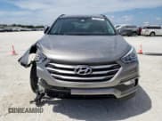 ✅ 2017 Hyundai Santa Fe 2.4L • VIN: 5XYZU3LB4HG381139 • Лот: 46421443. Опубликован ранее на Copart с пробегом 73 306 миль. Бесплатный доступ к архиву аукционных продаж из США и подробный отчёт об истории автомобиля на DreamBid. Изображение 5.