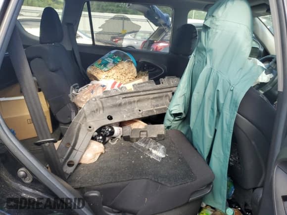 ✅ 2011 Toyota RAV4 Sport • VIN: 2T3WF4DV6BW095037 • Lot: 68716555. Listed on Copart with 178,855 mi. Free auction sales archive from the USA and detailed vehicle history report at DreamBid. Image 11.