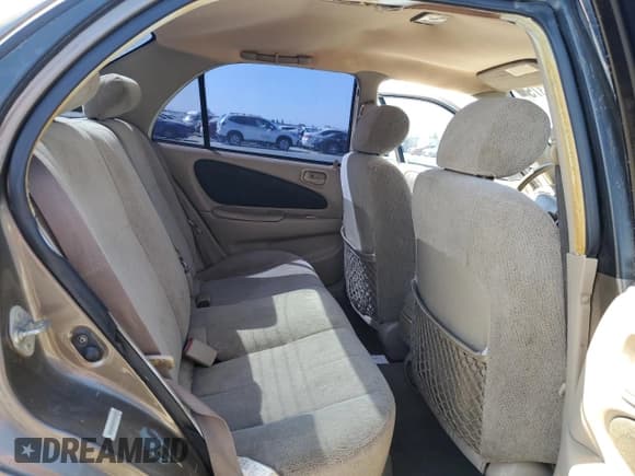 ✅ 2000 Chevrolet Prizm • VIN: 1Y1SK5483YZ421567 • Lot: 81340375. Listed on Copart with 110,561 mi. Free auction sales archive from the USA and detailed vehicle history report at DreamBid. Image 10.