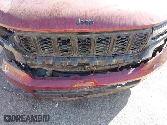 ✅ 2023 Jeep Grand Cherokee Altitude • VIN: 1C4RJJAG5P8902385 • Лот: 43567192. Опубликован ранее на IAAI с пробегом 12 199 миль. Бесплатный доступ к архиву аукционных продаж из США и подробный отчёт об истории автомобиля на DreamBid. Изображение 17.