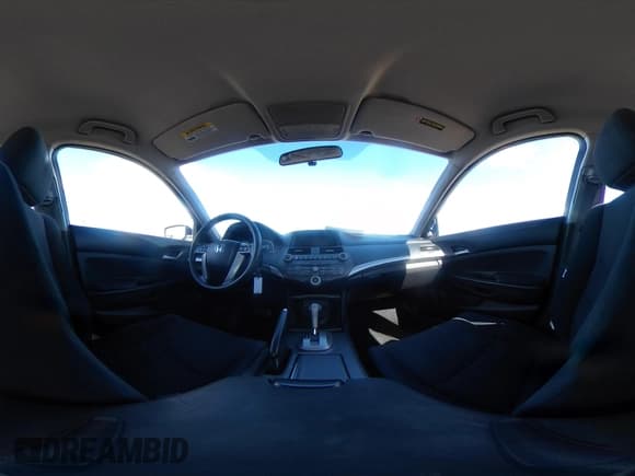 ✅ 2011 Honda Accord LX • VIN: 1HGCP2F31BA106946 • Lot: 43597133. Wystawiony na IAAI z przebiegiem 196 293 mil. Bezpłatny archiwum sprzedaży aukcyjnych z USA i szczegółowy raport historii pojazdu na DreamBid. Zdjęcie 19.