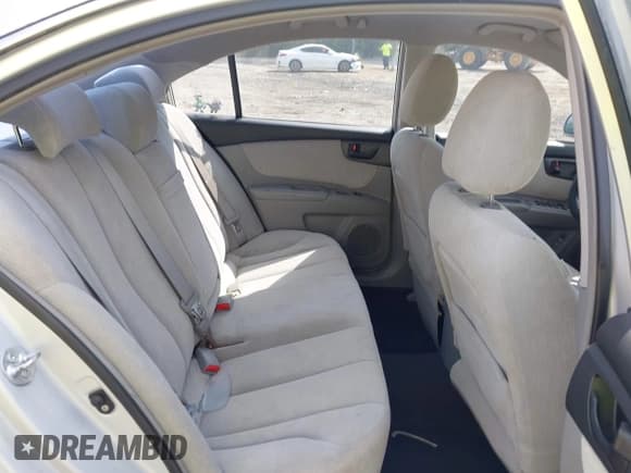 ✅ 2008 Kia Optima EX • VIN: KNAGE124X85233451 • Lot: 41706304. Listed on IAAI with 236,582 mi. Free auction sales archive from the USA and detailed vehicle history report at DreamBid. Image 8.