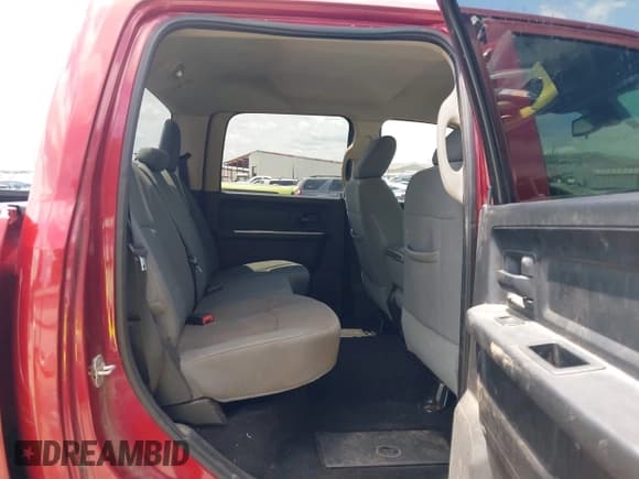 ✅ 2013 Ram 2500 Tradesman • VIN: 3C6UR5CL1DG537849 • Lot: 42346345. Listed on IAAI with 155,457 mi. Free auction sales archive from the USA and detailed vehicle history report at DreamBid. Image 8.