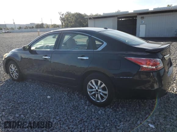 ✅ 2014 Nissan Altima S • VIN: 1N4AL3AP8EN243693 • Лот: 93554175. Опубликован ранее на Copart с пробегом 268 560 миль. Бесплатный доступ к архиву аукционных продаж из США и подробный отчёт об истории автомобиля на DreamBid. Изображение 2.