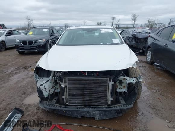 ✅ 2019 Mazda 3 Premium • VIN: 3MZBPAEM1KM103348 • Lot: 41908336. Listed on IAAI with 62,843 mi. Free auction sales archive from the USA and detailed vehicle history report at DreamBid. Image 13.