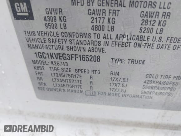 ✅ 2015 Chevrolet Silverado 2500HD LT • VIN: 1GC1KVEG3FF165208 • Lot: 42184899. Wystawiony na IAAI z przebiegiem 311 427 mil. Bezpłatny archiwum sprzedaży aukcyjnych z USA i szczegółowy raport historii pojazdu na DreamBid. Zdjęcie 9.