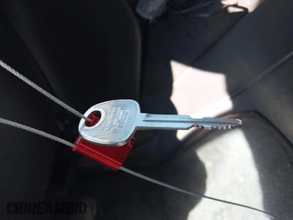 ✅ 2005 Hyundai Elantra GLS • VIN: KMHDN46D25U177276 • Lot: 41540740. Wystawiony na IAAI z przebiegiem 218 784 mil. Bezpłatny archiwum sprzedaży aukcyjnych z USA i szczegółowy raport historii pojazdu na DreamBid. Zdjęcie 11.