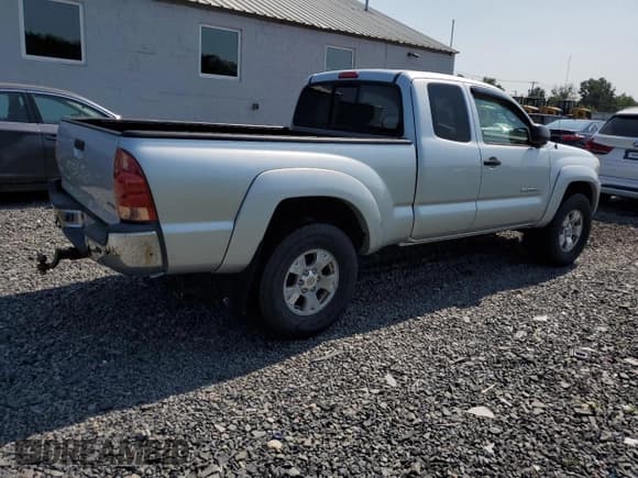 ✅ 2005 Toyota Tacoma • VIN: 5TEUX42N65Z024422 • Лот: 64606025. Опубликован ранее на Copart с пробегом 157 107 миль. Бесплатный доступ к архиву аукционных продаж из США и подробный отчёт об истории автомобиля на DreamBid. Изображение 3.