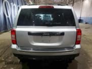 ✅ 2016 Jeep Patriot Sport • VIN: 1C4NJPBA4GD732586 • Lot: 93671415. Wystawiony na Copart z przebiegiem 69 289 mil. Bezpłatny archiwum sprzedaży aukcyjnych z USA i szczegółowy raport historii pojazdu na DreamBid. Zdjęcie 6.