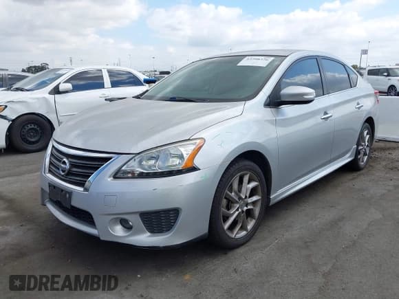 ✅ 2015 Nissan Sentra SR • VIN: 3N1AB7AP7FY240375 • Lot: 43208326. Wystawiony na IAAI z przebiegiem 73 346 mil. Bezpłatny archiwum sprzedaży aukcyjnych z USA i szczegółowy raport historii pojazdu na DreamBid. Zdjęcie 2.