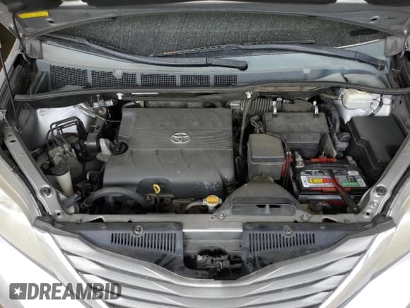 ✅ 2013 Toyota Sienna Limited • VIN: 5TDYK3DCXDS402646 • Lot: 85717545. Listed on Copart with 108,749 mi. Free auction sales archive from the USA and detailed vehicle history report at DreamBid. Image 12.