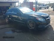 ✅ 2015 Mercedes-Benz E 400 • VIN: WDDKJ6HB5FF305519 • Lot: 43696240. Wystawiony na IAAI z przebiegiem Nie podano. Bezpłatny archiwum sprzedaży aukcyjnych z USA i szczegółowy raport historii pojazdu na DreamBid. Zdjęcie 1.