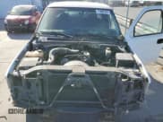 ✅ 2001 Chevrolet Silverado 1500 • VIN: 1GCEC19W21Z167743 • Лот: 77689124. Опубликован ранее на Copart с пробегом 259 889 миль. Бесплатный доступ к архиву аукционных продаж из США и подробный отчёт об истории автомобиля на DreamBid. Изображение 11.