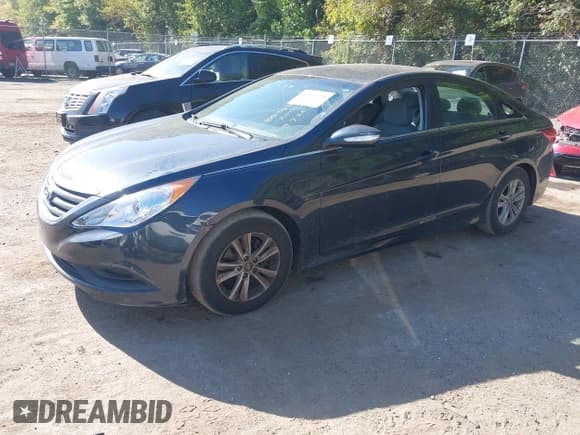 ✅ 2014 Hyundai Sonata GLS • VIN: 5NPEB4AC0EH869627 • Lot: 43363810. Listed on IAAI with 87,961 mi. Free auction sales archive from the USA and detailed vehicle history report at DreamBid. Image 2.