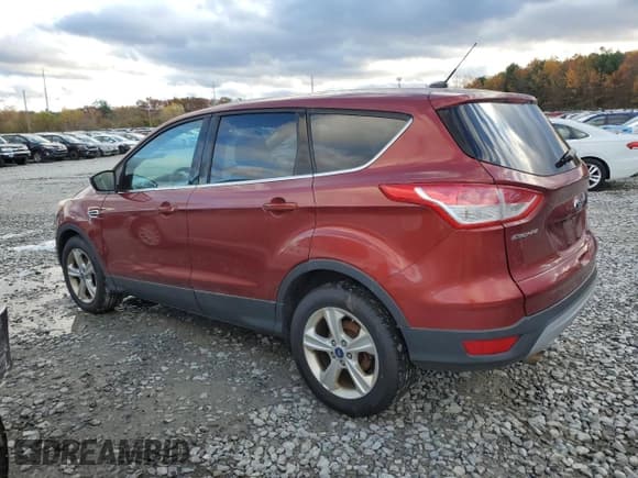 ✅ 2014 Ford Escape SE • VIN: 1FMCU0GX0EUC93415 • Лот: 90881625. Опубликован ранее на Copart с пробегом 130 743 миль. Бесплатный доступ к архиву аукционных продаж из США и подробный отчёт об истории автомобиля на DreamBid. Изображение 2.