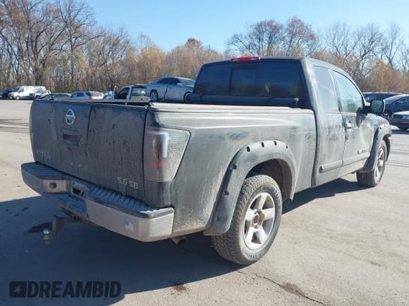 ✅ 2007 Nissan Titan SE • VIN: 1N6BA06A07N224319 • Lot: 43685051. Listed on IAAI with 174,672 mi. Free auction sales archive from the USA and detailed vehicle history report at DreamBid. Image 4.