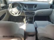 ✅ 2018 Hyundai Tucson SEL • VIN: KM8J3CA41JU679975 • Лот: 63657465. Опубликован ранее на Copart с пробегом 102 230 миль. Бесплатный доступ к архиву аукционных продаж из США и подробный отчёт об истории автомобиля на DreamBid. Изображение 8.