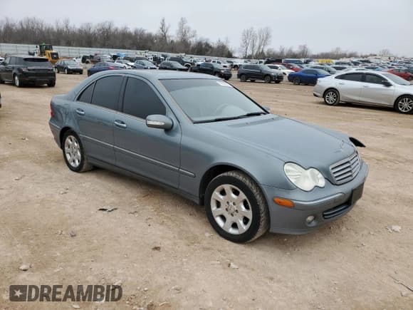 ✅ 2006 Mercedes-Benz C 280 Luxury • VIN: WDBRF54H96A839892 • Lot: 47498505. Wystawiony na Copart z przebiegiem 130 104 mil. Bezpłatny archiwum sprzedaży aukcyjnych z USA i szczegółowy raport historii pojazdu na DreamBid. Zdjęcie 4.