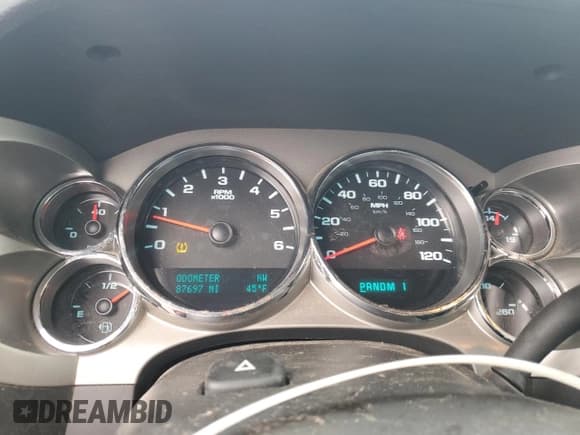 ✅ 2014 Chevrolet Silverado 2500HD LT • VIN: 1GC1KXCGXEF171200 • Лот: 90451825. Опубликован ранее на Copart с пробегом 87 697 миль. Бесплатный доступ к архиву аукционных продаж из США и подробный отчёт об истории автомобиля на DreamBid. Изображение 9.