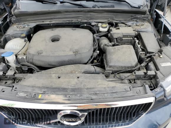 ✅ 2021 Volvo XC40 Momentum • VIN: YV4162UK3M2600822 • Lot: 49865463. Listed on Copart with 74,340 mi. Free auction sales archive from the USA and detailed vehicle history report at DreamBid. Image 11.