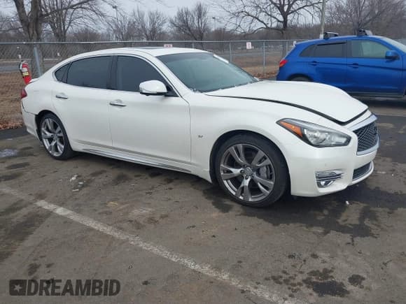 ✅ 2019 Infiniti Q70 Luxe • VIN: JN1BY1PP2KM685045 • Лот: 41477367. Опубликован ранее на IAAI с пробегом 54 094 миль. Бесплатный доступ к архиву аукционных продаж из США и подробный отчёт об истории автомобиля на DreamBid. Изображение 1.