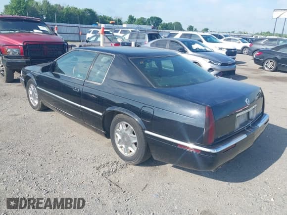 ✅ 2002 Cadillac Eldorado ESC • VIN: 1G6EL12YX2B105502 • Лот: 42121952. Опубликован ранее на IAAI с пробегом 110 261 миль. Бесплатный доступ к архиву аукционных продаж из США и подробный отчёт об истории автомобиля на DreamBid. Изображение 3.