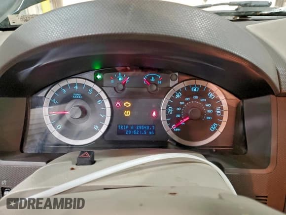 ✅ 2011 Ford Escape XLT • VIN: 1FMCU9D78BKB99234 • Лот: 95567345. Опубликован ранее на Copart с пробегом 231 521 миль. Бесплатный доступ к архиву аукционных продаж из США и подробный отчёт об истории автомобиля на DreamBid. Изображение 9.