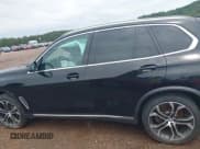 ✅ 2020 BMW X5 sDrive40i • VIN: 5UXCR4C08L9B15954 • Lot: 42253911. Wystawiony na IAAI z przebiegiem Nie podano. Bezpłatny archiwum sprzedaży aukcyjnych z USA i szczegółowy raport historii pojazdu na DreamBid. Zdjęcie 15.