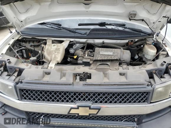 ✅ 2017 Chevrolet Express Passenger LT • VIN: 1GAZGPFG1H1180376 • Лот: 54597385. Опубликован ранее на Copart с пробегом Не указан. Бесплатный доступ к архиву аукционных продаж из США и подробный отчёт об истории автомобиля на DreamBid. Изображение 12.