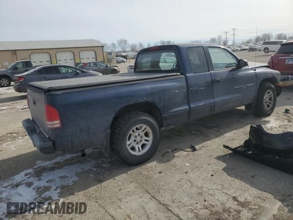 ✅ 2001 Dodge Dakota • VIN: 1B7GL22XX1S273996 • Lot: 41764365. Wystawiony na Copart z przebiegiem 157 111 mil. Bezpłatny archiwum sprzedaży aukcyjnych z USA i szczegółowy raport historii pojazdu na DreamBid. Zdjęcie 3.