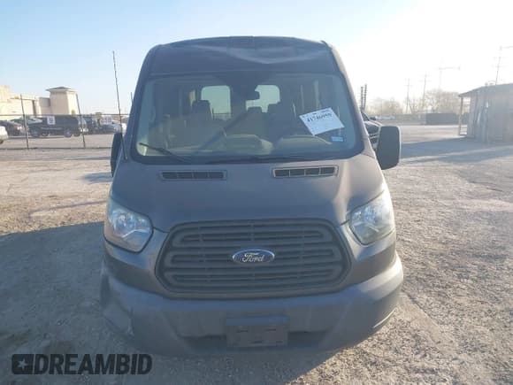 ✅ 2016 Ford Transit • VIN: 1FMZK1CG5GKA07021 • Лот: 41746959. Опубликован ранее на IAAI с пробегом 156 791 миль. Бесплатный доступ к архиву аукционных продаж из США и подробный отчёт об истории автомобиля на DreamBid. Изображение 12.