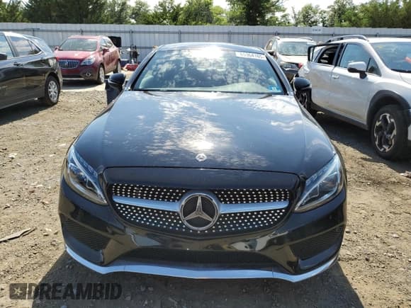 ✅ 2018 Mercedes-Benz C 300 • VIN: WDDWJ4KBXJF695556 • Lot: 65364165. Wystawiony na Copart z przebiegiem 51 512 mil. Bezpłatny archiwum sprzedaży aukcyjnych z USA i szczegółowy raport historii pojazdu na DreamBid. Zdjęcie 5.