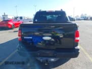 ✅ 2007 Ford Explorer Sport Trac Limited • VIN: 1FMEU33817UA26814 • Lot: 43817425. Wystawiony na IAAI z przebiegiem 234 826 mil. Bezpłatny archiwum sprzedaży aukcyjnych z USA i szczegółowy raport historii pojazdu na DreamBid. Zdjęcie 16.