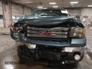 ✅ 2011 GMC Sierra 2500HD SLE • VIN: 1GT120CG0BF136863 • Lot: 43131185. Wystawiony na IAAI z przebiegiem 167 591 mil. Bezpłatny archiwum sprzedaży aukcyjnych z USA i szczegółowy raport historii pojazdu na DreamBid. Zdjęcie 6.
