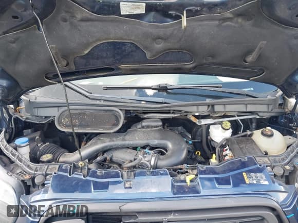 ✅ 2015 Ford Transit Cargo • VIN: 1FTNR1YM3FKA42281 • Лот: 43072604. Опубликован ранее на IAAI с пробегом 179 892 миль. Бесплатный доступ к архиву аукционных продаж из США и подробный отчёт об истории автомобиля на DreamBid. Изображение 10.