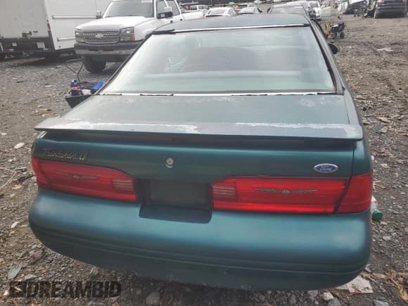 ✅ 1997 Ford Thunderbird LX • VIN: 1FALP6245VH171563 • Лот: 81970734. Опубликован ранее на Copart с пробегом 67 304 миль. Бесплатный доступ к архиву аукционных продаж из США и подробный отчёт об истории автомобиля на DreamBid. Изображение 6.