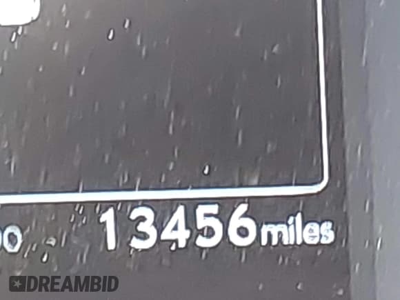 ✅ 2022 Lexus GX 460 Premium • VIN: JTJAM7BX8N5318337 • Lot: 42865446. Wystawiony na IAAI z przebiegiem 13 456 mil. Bezpłatny archiwum sprzedaży aukcyjnych z USA i szczegółowy raport historii pojazdu na DreamBid. Zdjęcie 15.