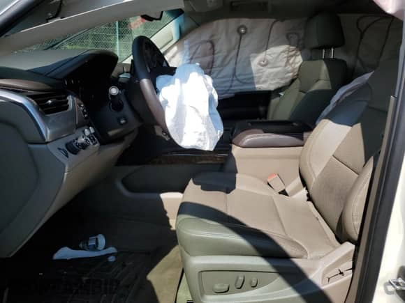 2015 Chevrolet Suburban LTZ z VIN 1GNSKKKC2FR507306, wystawiony jako Copart lot #65394694 z przebiegiem 45 756 mil mil oraz Czysty tytuł • Clean title. Historia ofert i sprzedaży dostępna na DreamBid. Obrazek 7.