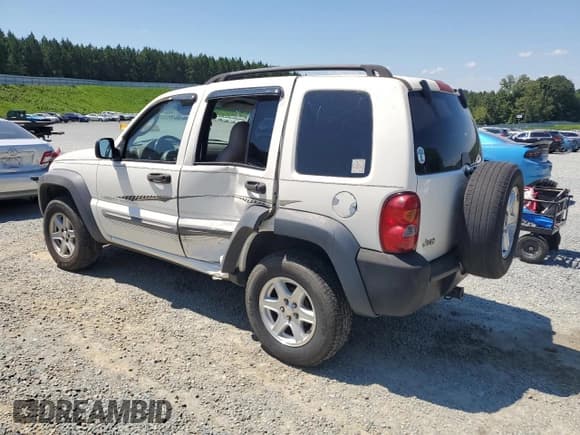 ✅ 2002 Jeep Liberty Sport • VIN: 1J4GK48K42W170619 • Lot: 70095155. Listed on Copart with 101,948 mi. Free auction sales archive from the USA and detailed vehicle history report at DreamBid. Image 2.
