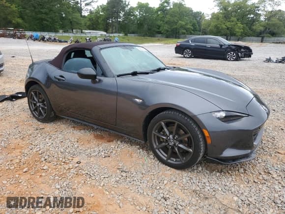 ✅ 2018 Mazda MX-5 Miata Club • VIN: JM1NDAC71J0205790 • Лот: 52853665. Опубликован ранее на Copart с пробегом 80 037 миль. Бесплатный доступ к архиву аукционных продаж из США и подробный отчёт об истории автомобиля на DreamBid. Изображение 4.