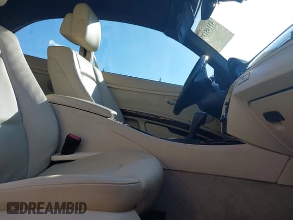 ✅ 2010 BMW 3 Series 328i • VIN: WBAWR3C57AP463221 • Lot: 41145137. Listed on IAAI with Not provided. Free auction sales archive from the USA and detailed vehicle history report at DreamBid. Image 5.