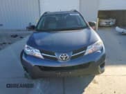 ✅ 2014 Toyota RAV4 LE • VIN: JTMBFREV9ED068717 • Лот: 90760225. Опубликован ранее на Copart с пробегом 122 836 миль. Бесплатный доступ к архиву аукционных продаж из США и подробный отчёт об истории автомобиля на DreamBid. Изображение 5.
