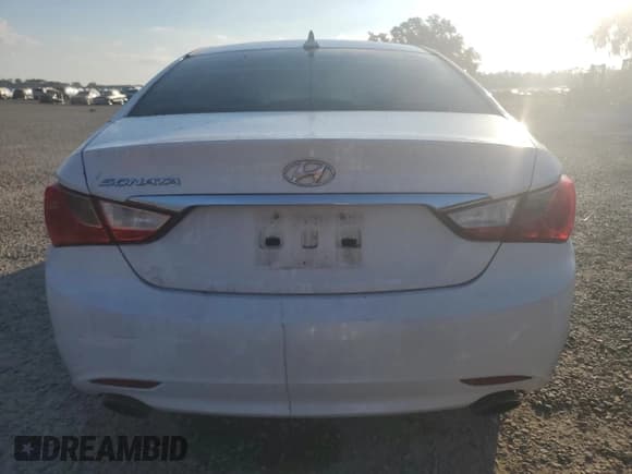 ✅ 2011 Hyundai Sonata SE • VIN: 5NPEC4AC0BH118570 • Lot: 87250365. Wystawiony na Copart z przebiegiem 165 133 mil. Bezpłatny archiwum sprzedaży aukcyjnych z USA i szczegółowy raport historii pojazdu na DreamBid. Zdjęcie 6.