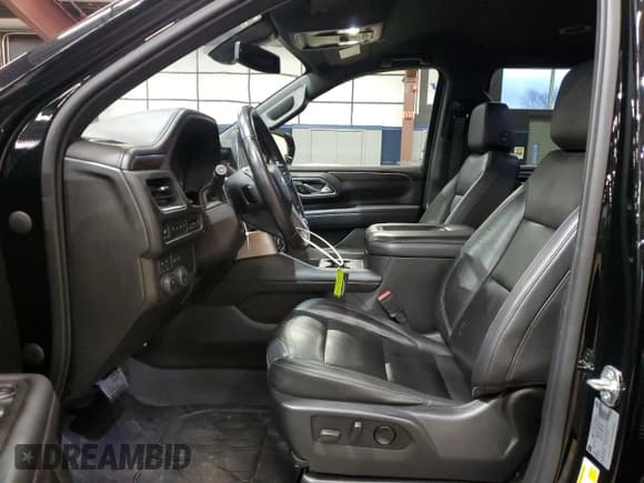 ✅ 2021 Chevrolet Suburban LT • VIN: 1GNSKCKD6MR346213 • Lot: 92567145. Listed on Copart with 241,550 mi. Free auction sales archive from the USA and detailed vehicle history report at DreamBid. Image 7.