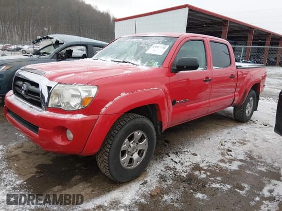 ✅ 2007 Toyota Tacoma • VIN: 5TEMU52N67Z325063 • Lot: 43927726. Listed on IAAI with 198,712 mi. Free auction sales archive from the USA and detailed vehicle history report at DreamBid. Image 2.