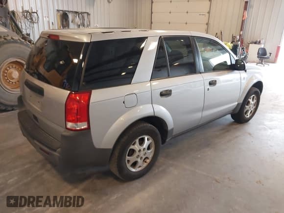 ✅ 2004 Saturn VUE • VIN: 5GZCZ23D44S850560 • Lot: 41902473. Wystawiony na IAAI z przebiegiem 145 251 mil. Bezpłatny archiwum sprzedaży aukcyjnych z USA i szczegółowy raport historii pojazdu na DreamBid. Zdjęcie 4.