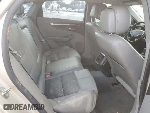 ✅ 2014 Chevrolet Impala LT • VIN: 2G1115SL0E9110932 • Лот: 78171814. Опубликован ранее на Copart с пробегом 221 479 миль. Бесплатный доступ к архиву аукционных продаж из США и подробный отчёт об истории автомобиля на DreamBid. Изображение 10.